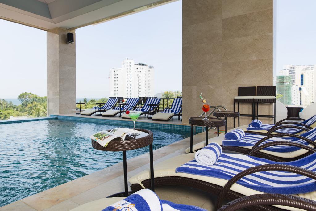 Dendro Gold Khách sạn Nha Trang